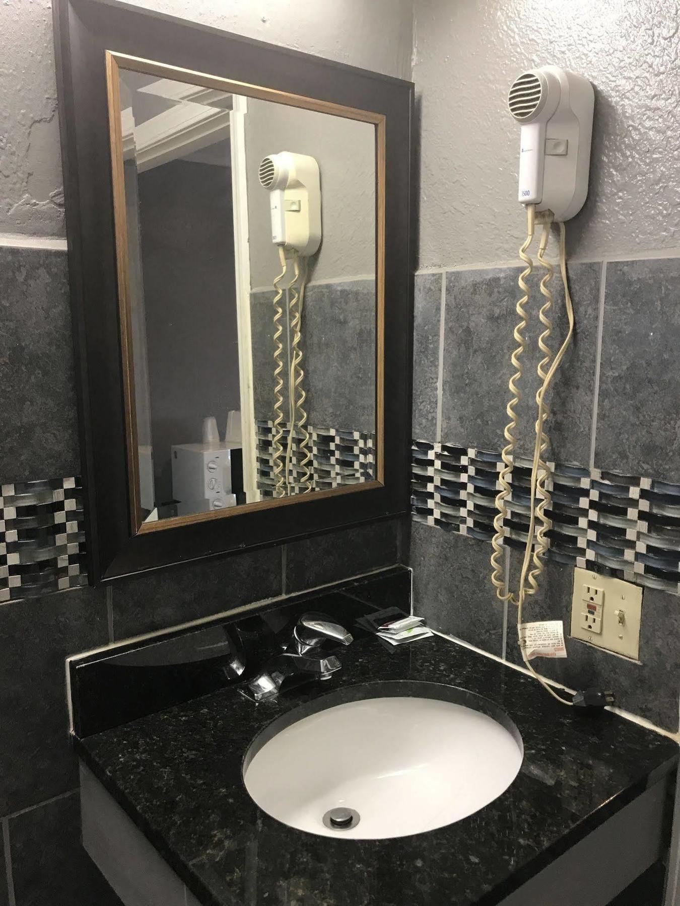 Economy Inn Marshalltown المظهر الخارجي الصورة