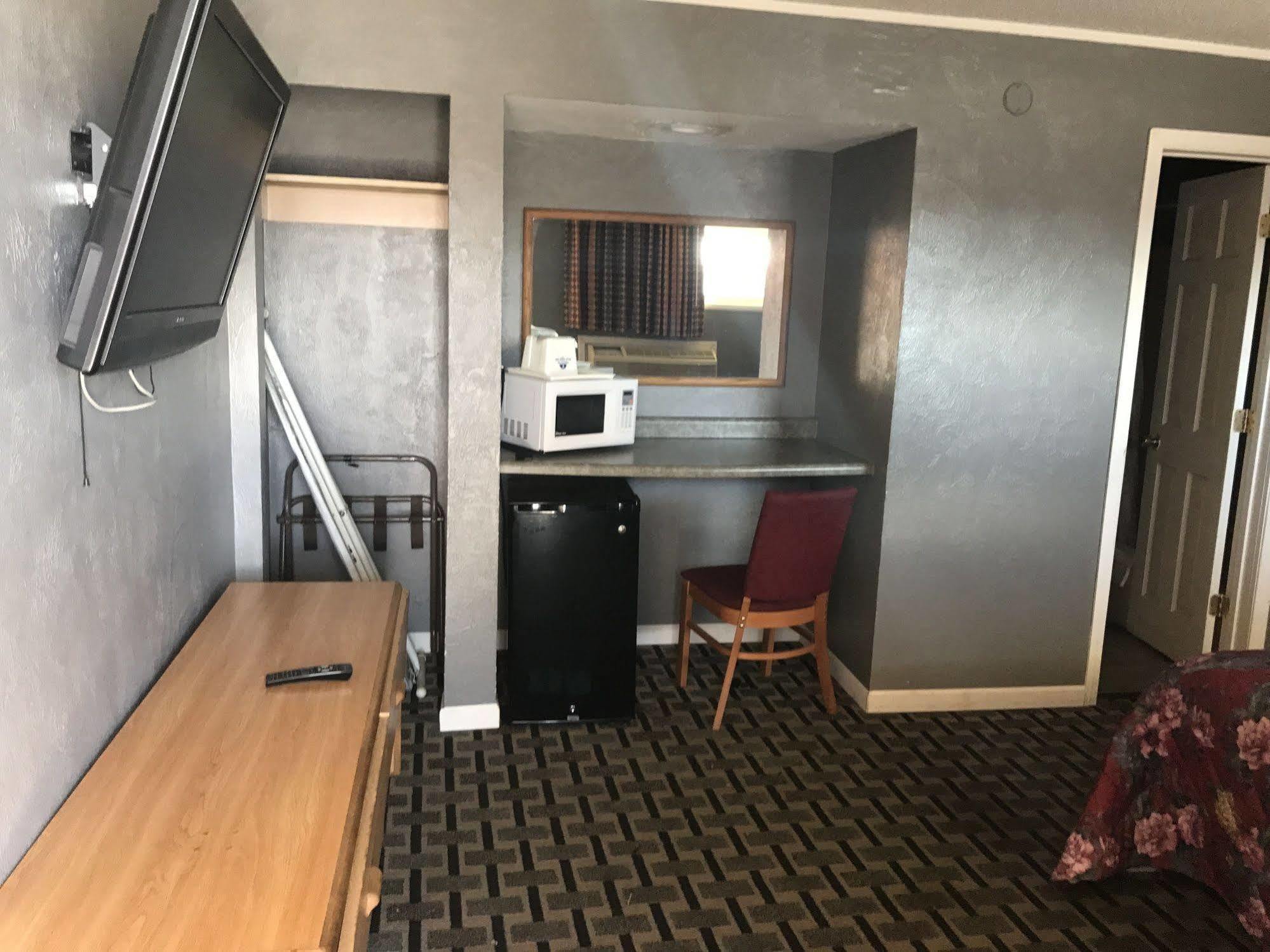 Economy Inn Marshalltown المظهر الخارجي الصورة